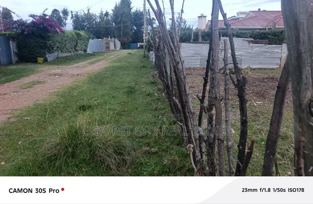 1/4 Plot Annex Pazuri With Title.