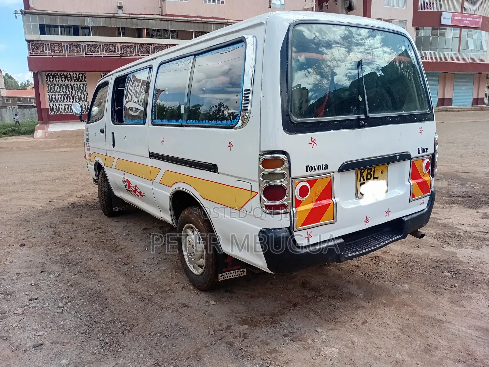 Toyota HiAce 2003 White