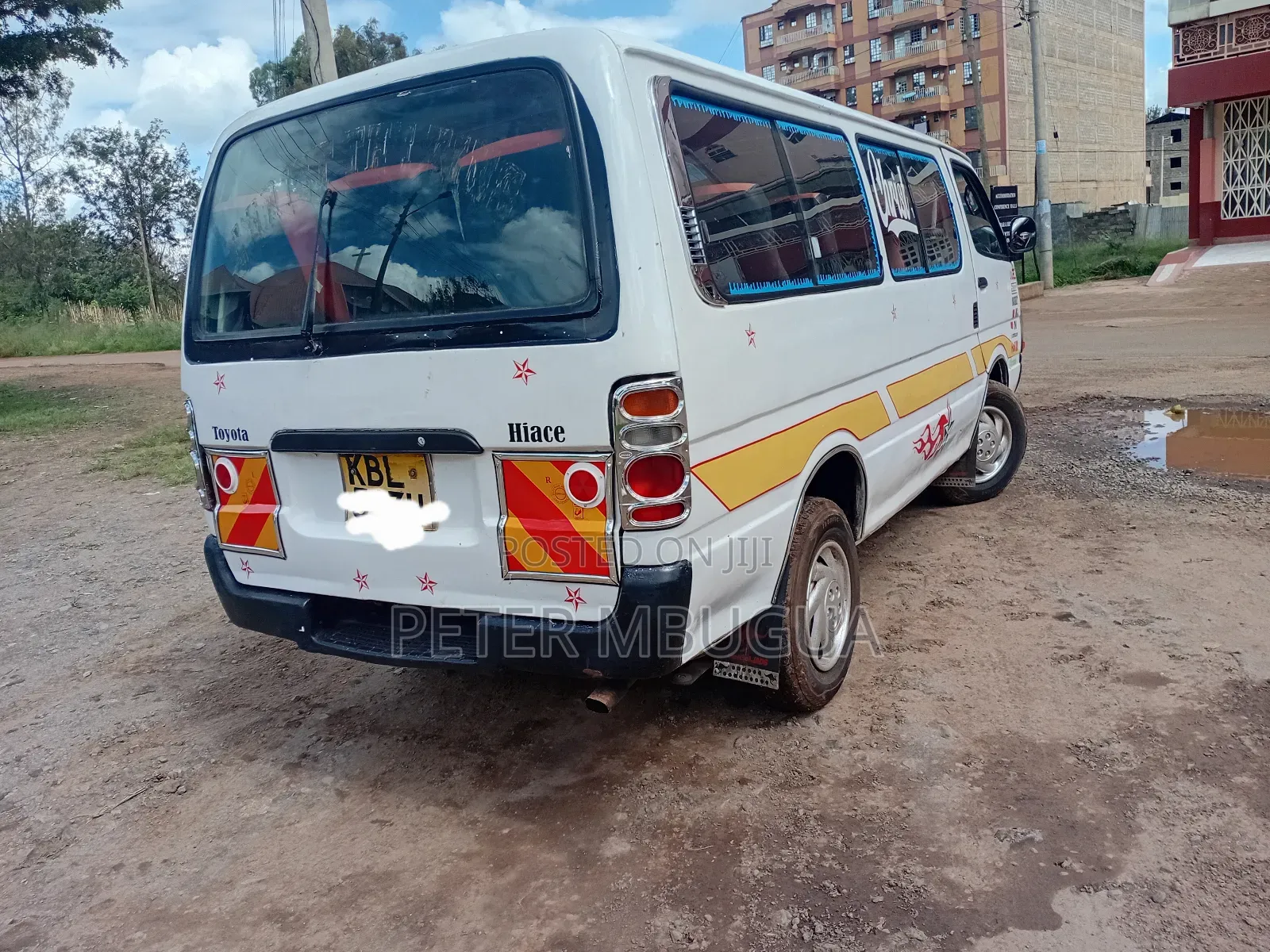 Toyota HiAce 2003 White