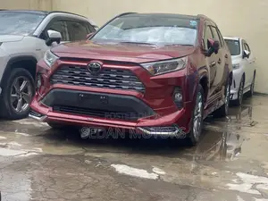 Toyota RAV4 2019 Burgundy