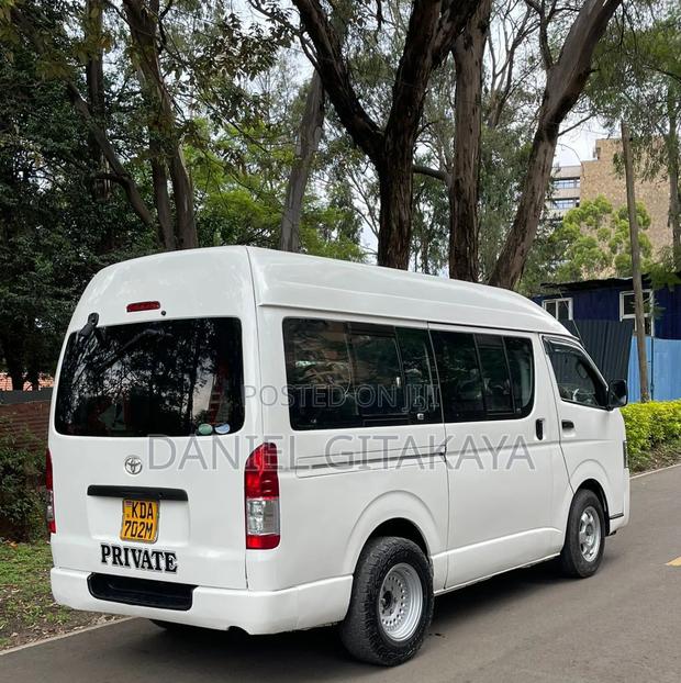 Toyota HiAce 2014 White - thumbnail 6