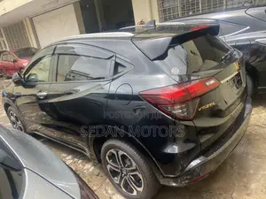 Honda Vezel 2019 Matt Black
