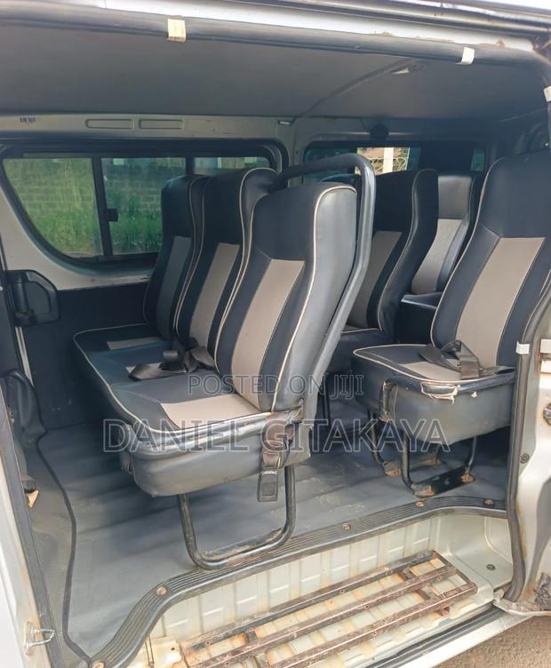 Toyota HiAce 2013 Silver - thumbnail 6