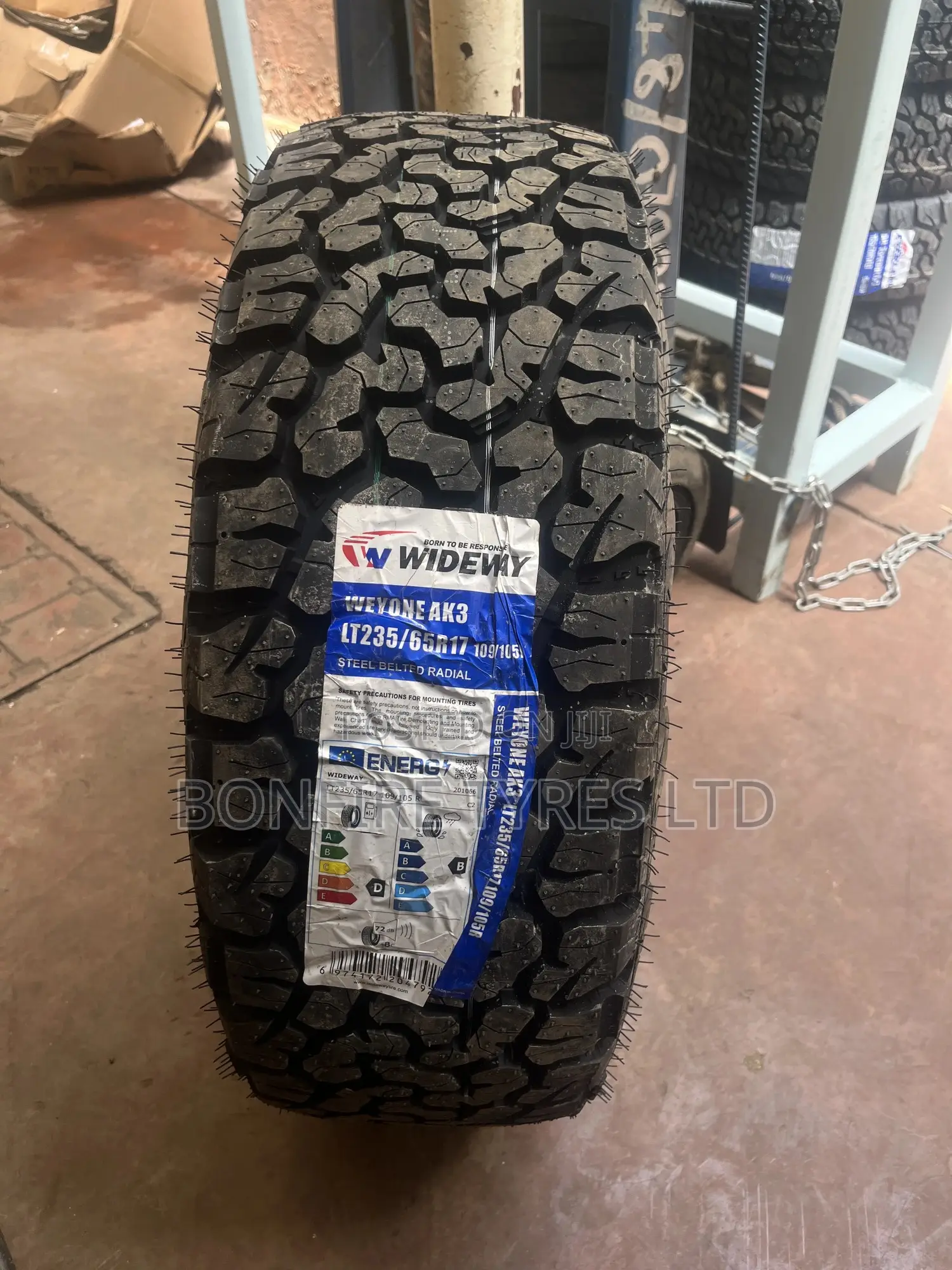 235/65r17 Widway