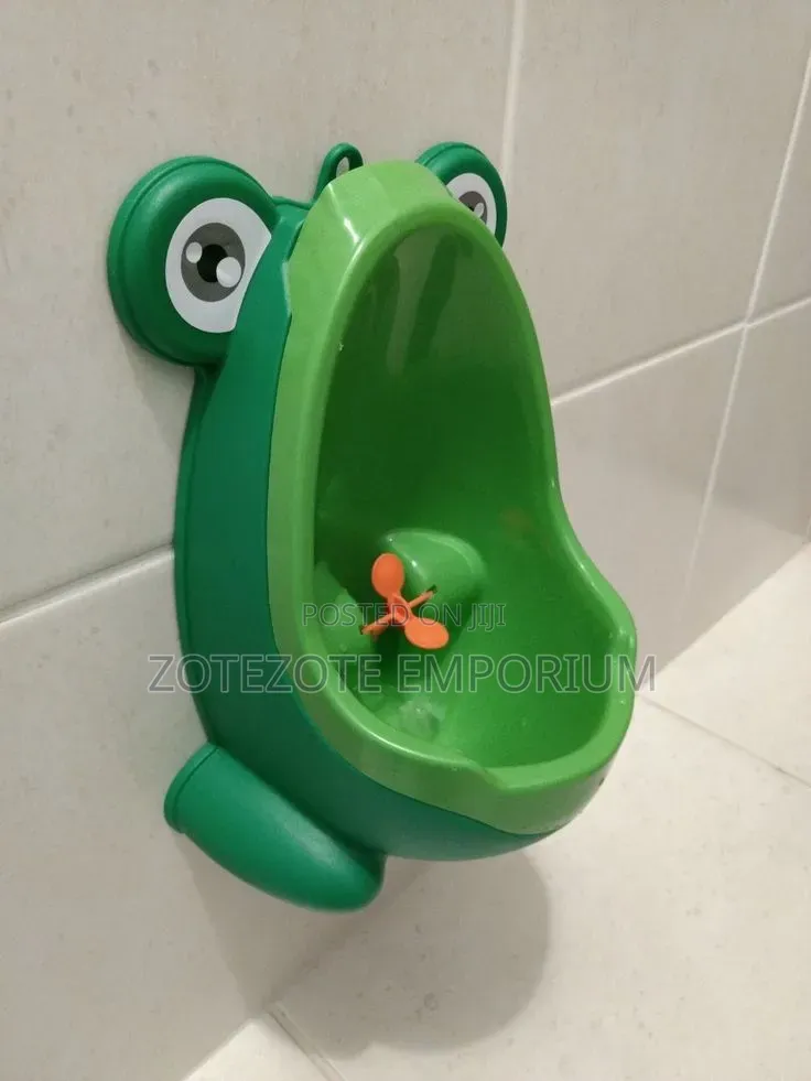 Cute Frog Boys Urinal