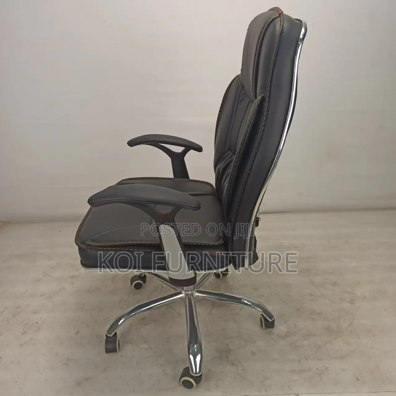 Office Chair : Executive Reclining High-Back Office Chair