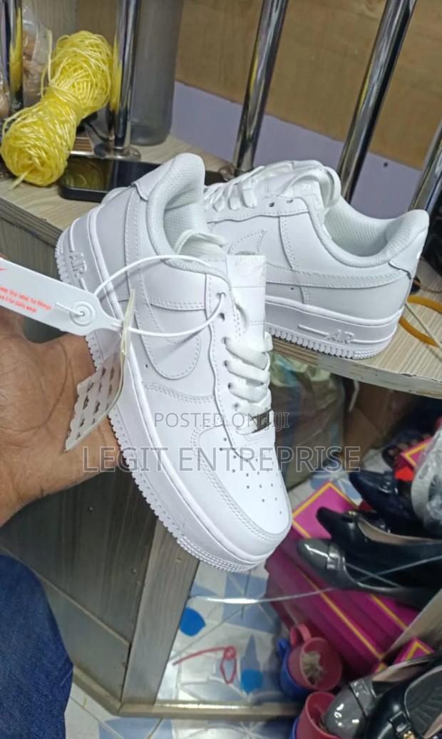Trendy Airforce One Black and White - thumbnail 2