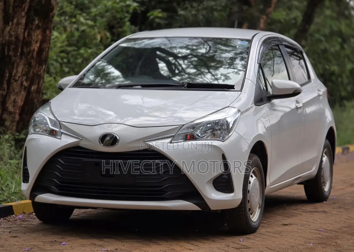 Toyota Vitz 2018 White