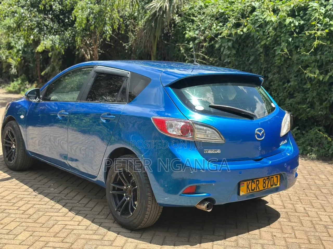 Mazda Axela 2011 Blue