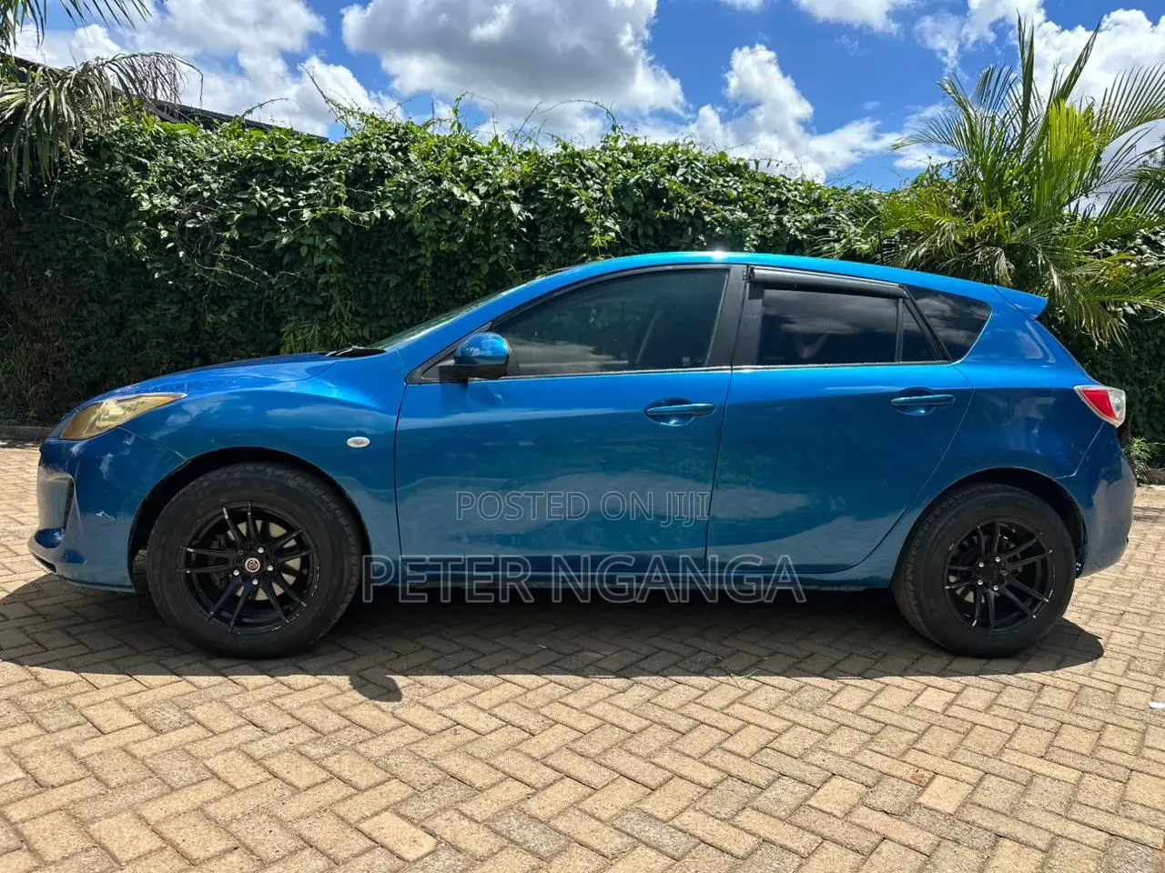 Mazda Axela 2011 Blue