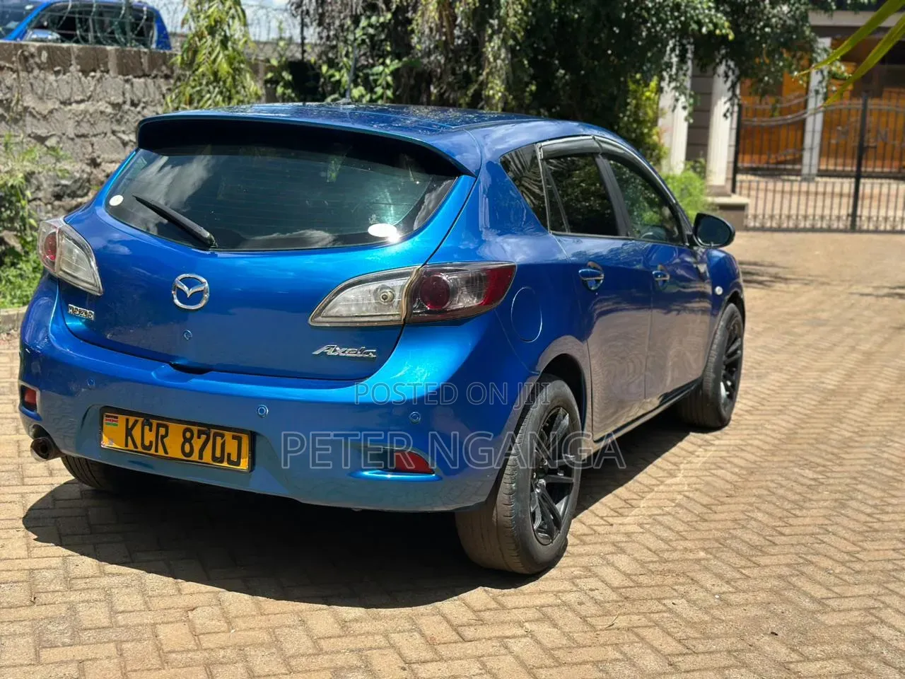 Mazda Axela 2011 Blue