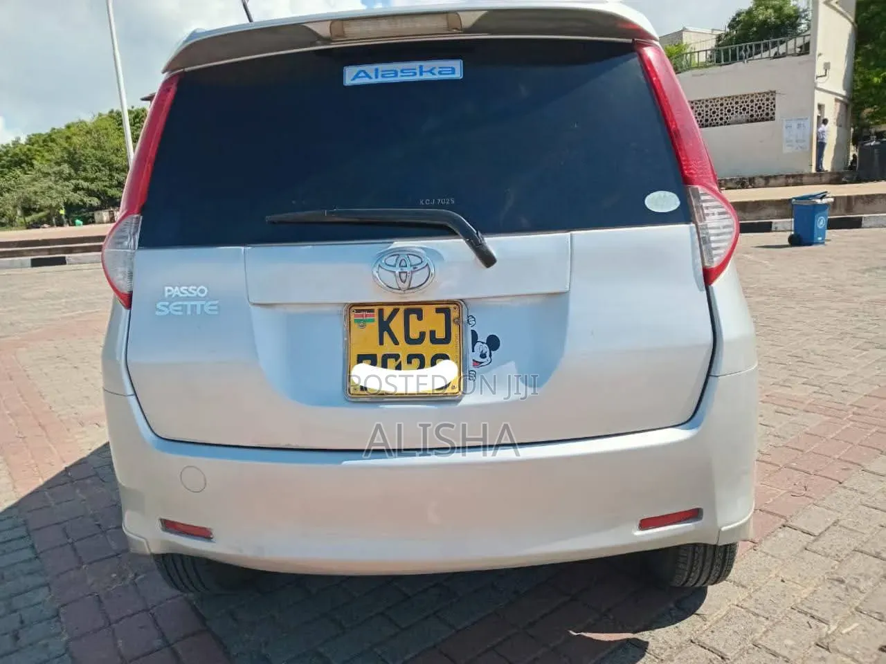 Toyota Passo 2009 Silver