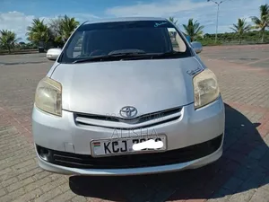 Toyota Passo 2009 Silver