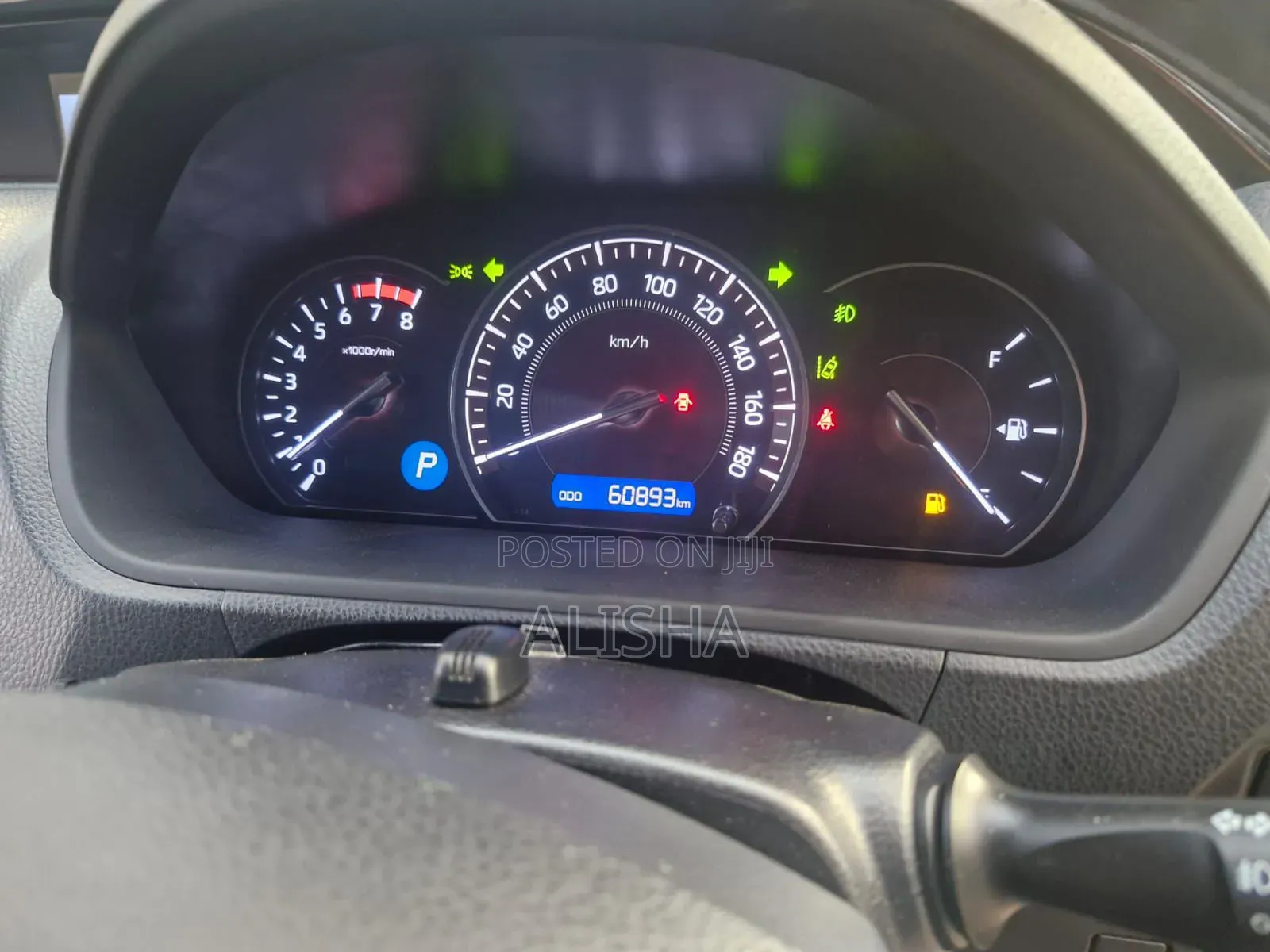 Toyota Esquire 2018 Silver