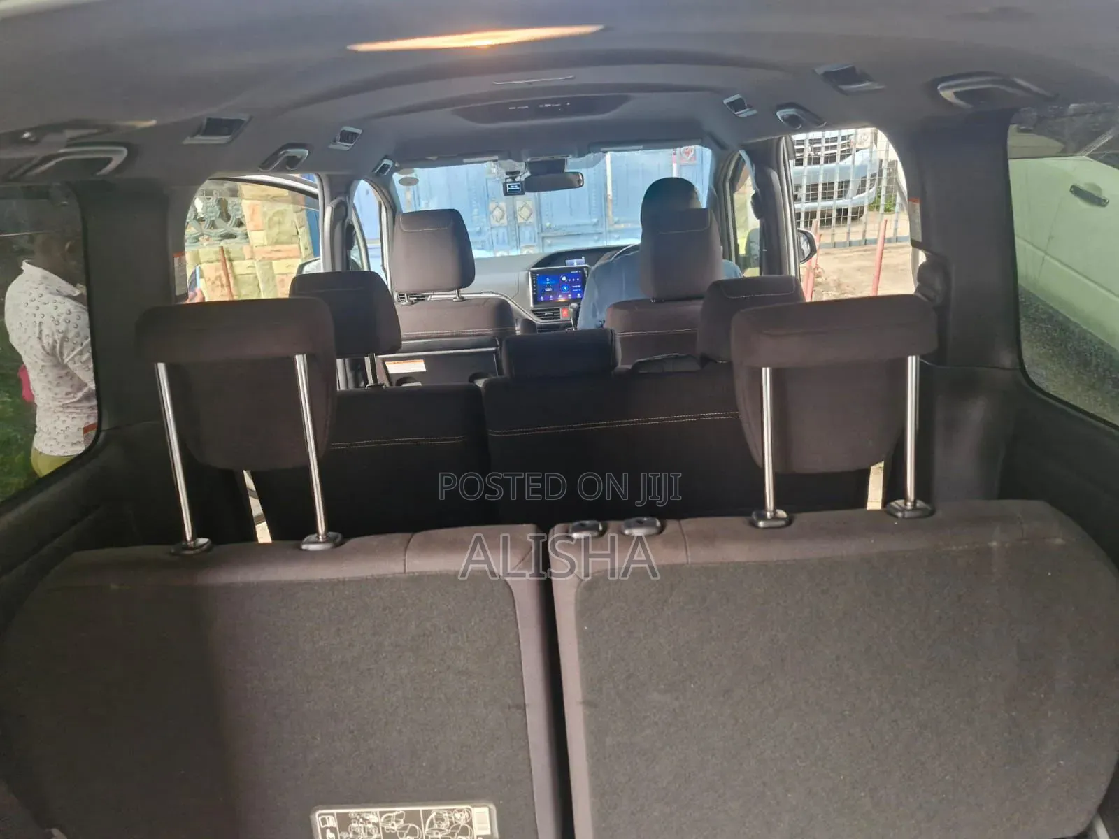 Toyota Esquire 2018 Silver
