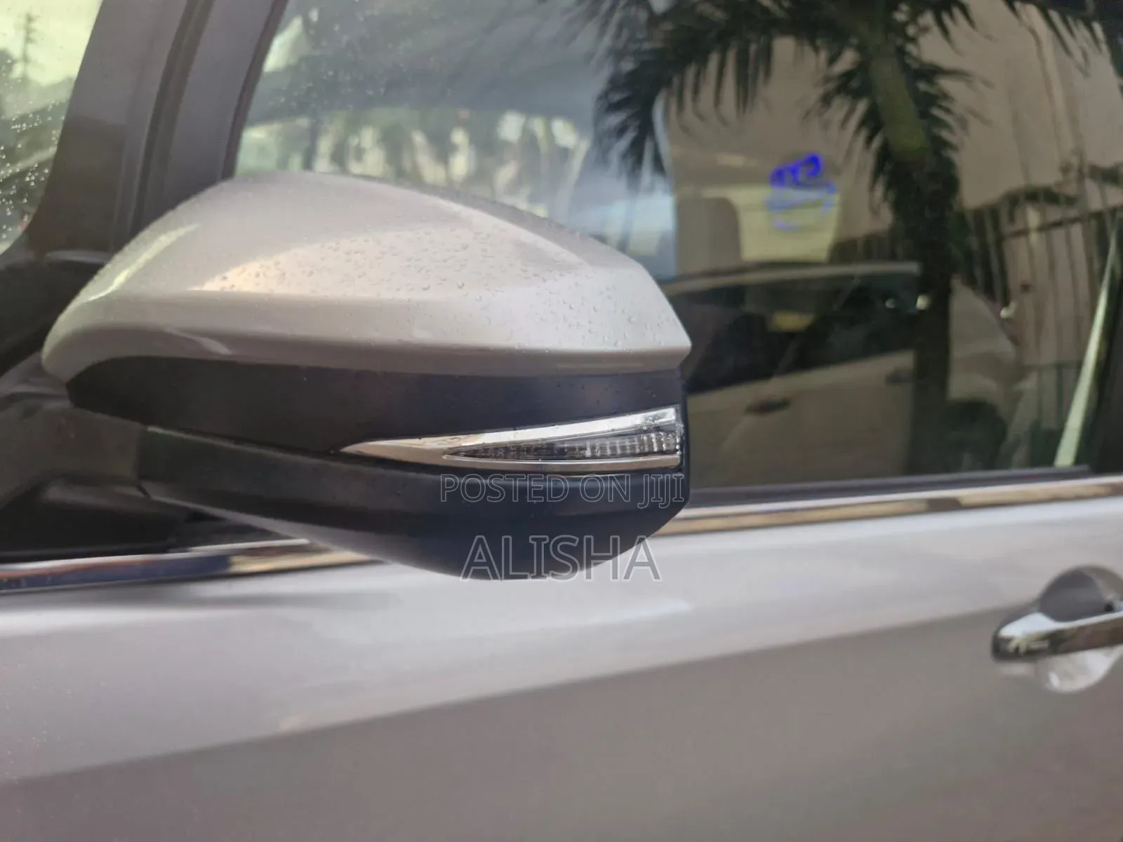 Toyota Esquire 2018 Silver
