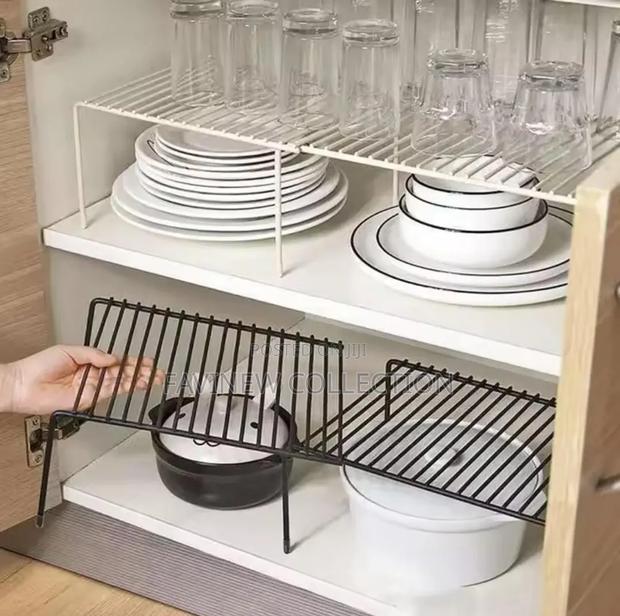 Expandable Shelf Raiser