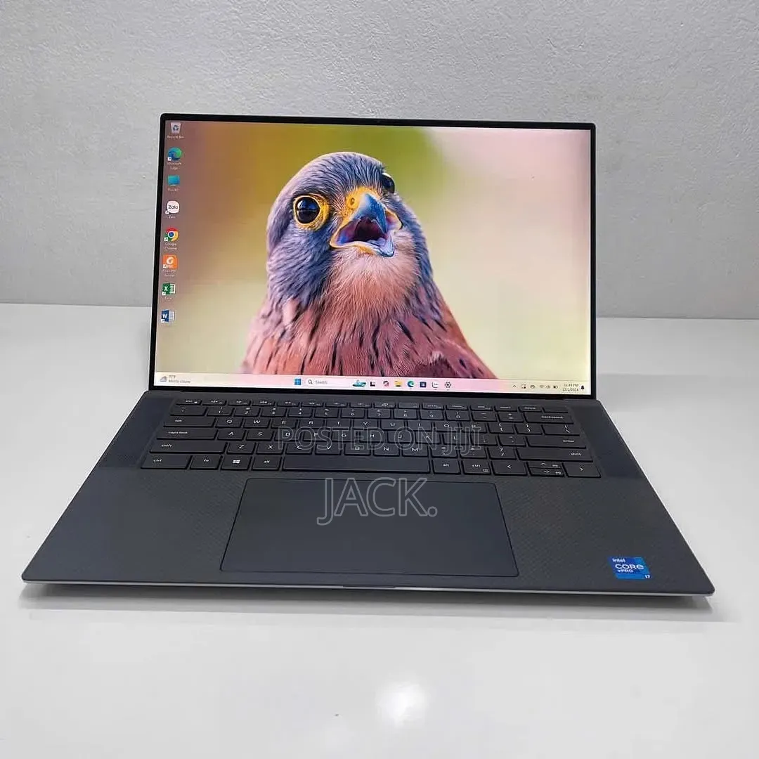 Laptop Dell Precision 5560 32GB Intel Core i9 SSD 512GB