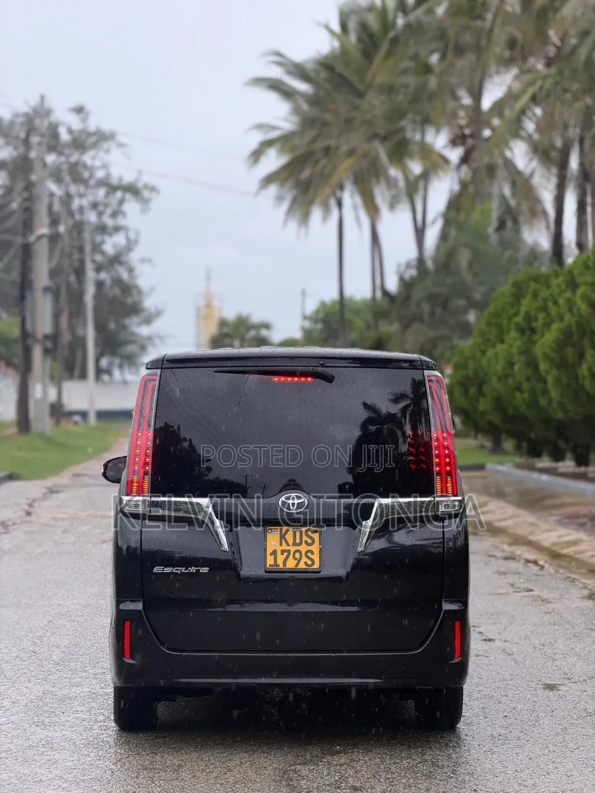 Toyota Esquire 2017 Black