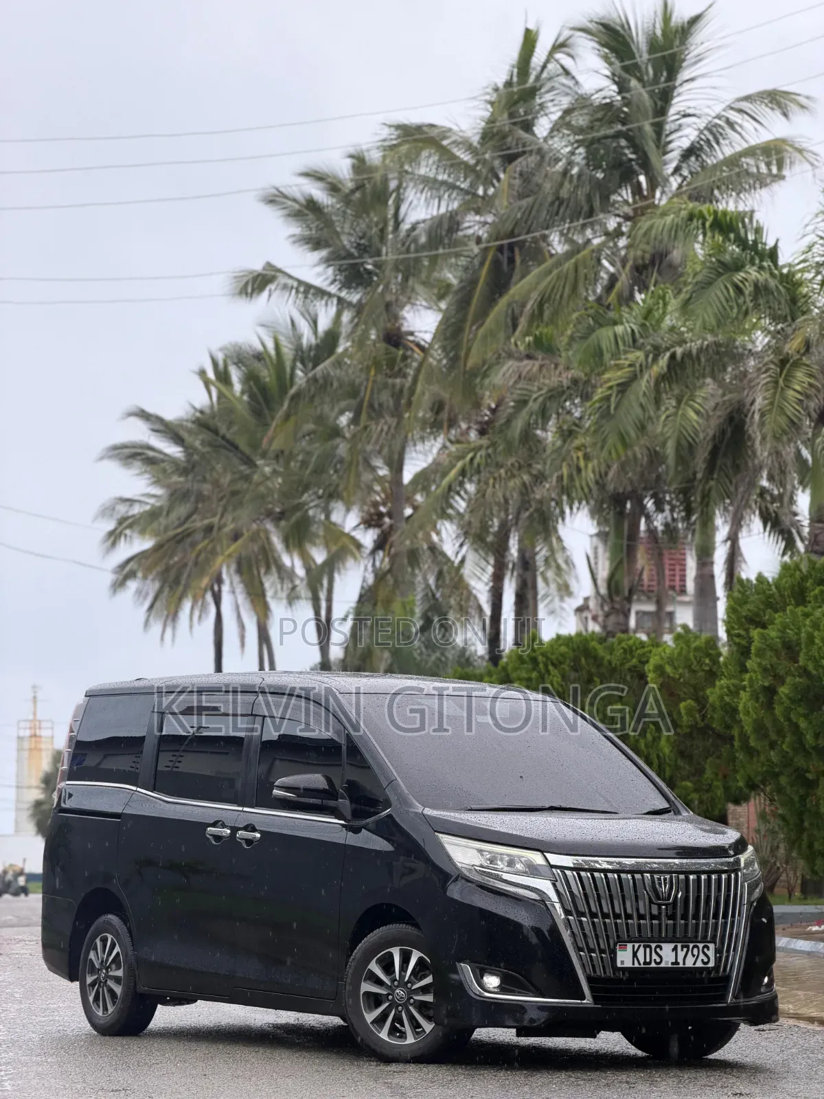 Toyota Esquire 2017 Black