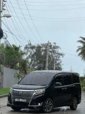 Toyota Esquire 2017 Black