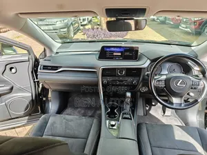 Lexus RX 200t 2WD 2016