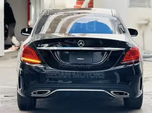 Mercedes-Benz C200 2020 Black