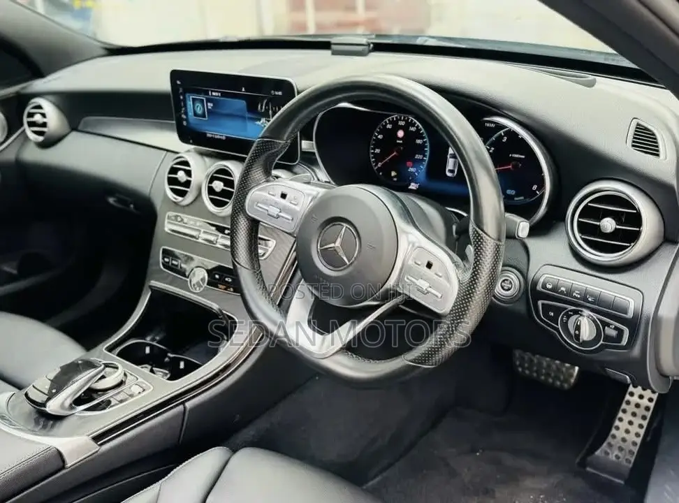 Mercedes-Benz C200 2020 Black