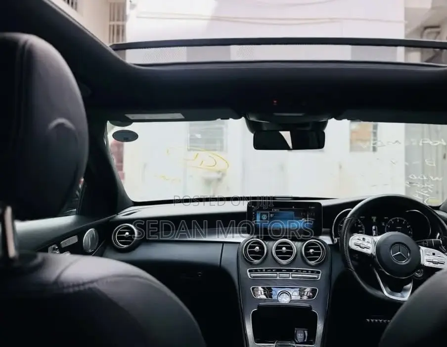 Mercedes-Benz C200 2020 Black