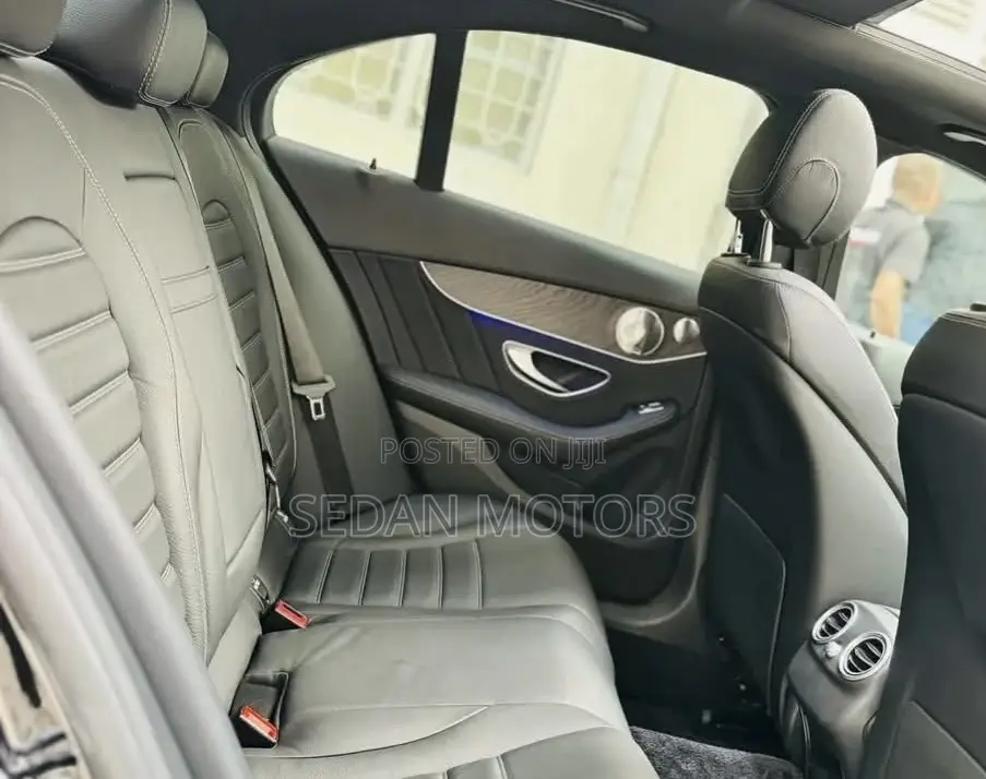 Mercedes-Benz C200 2020 Black