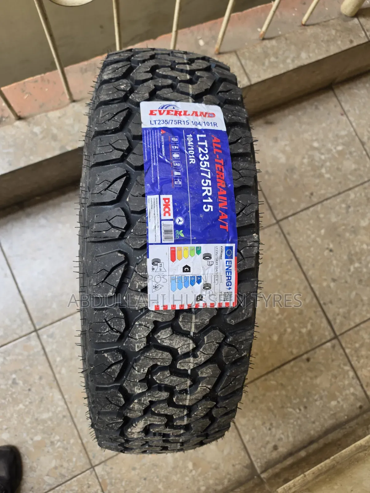 235/75 R15 Everland a/T