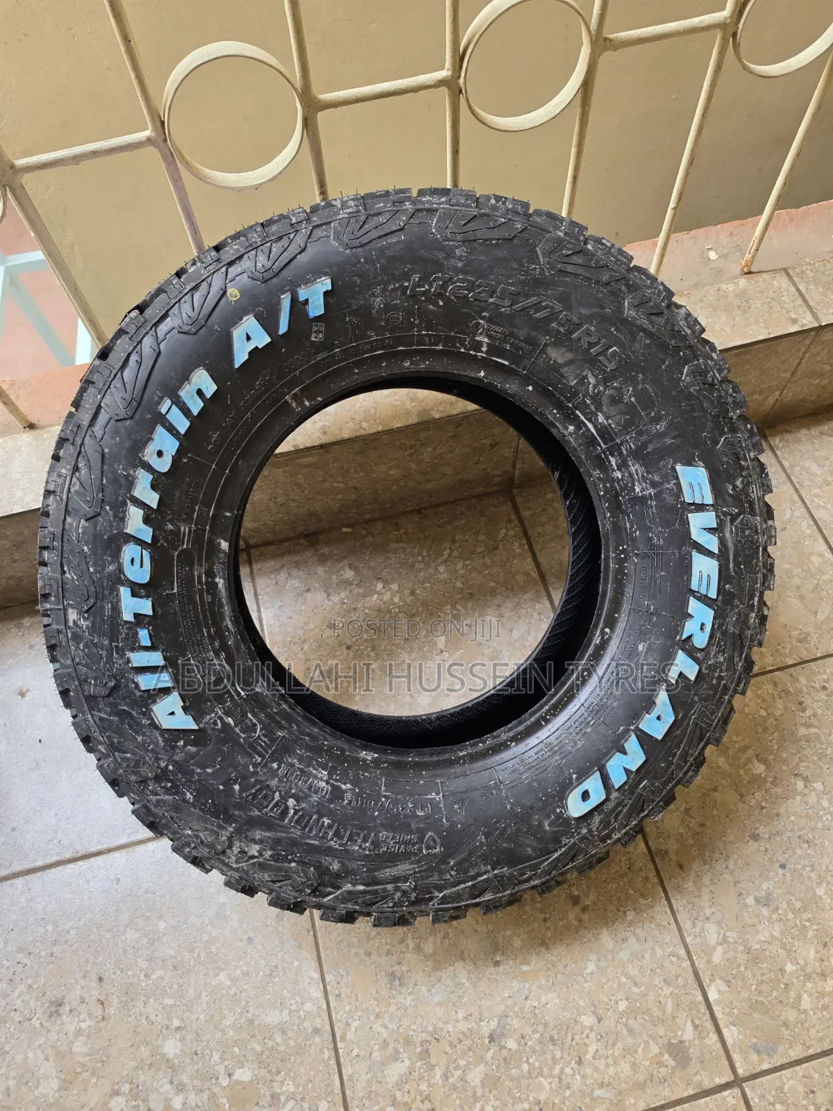 235/75 R15 Everland a/T