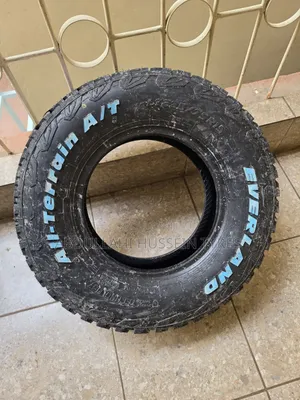 235/75 R15 Everland a/T