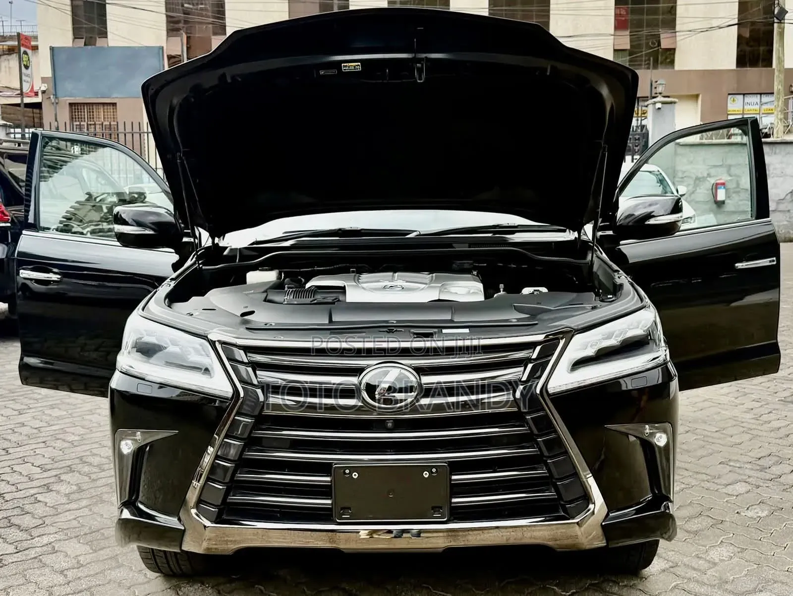 Lexus LX 570 AWD 2019 Black