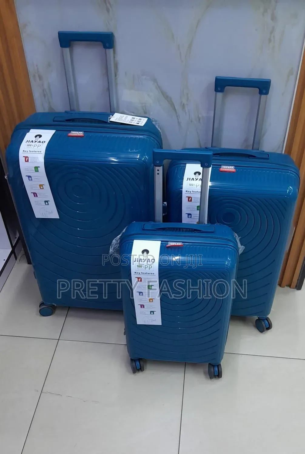 4in1 Luxurious Unbreakable Suitcase