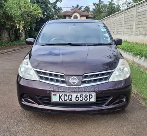Nissan Tiida 1.5L 16V 2011 Maroon