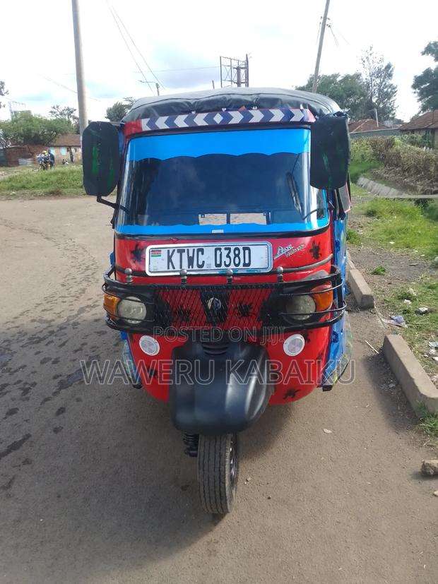 Piaggio Scooter 2023 Red - thumbnail 4