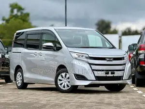 Toyota Noah 2.0 FWD (7 Seater) 2019 Silver