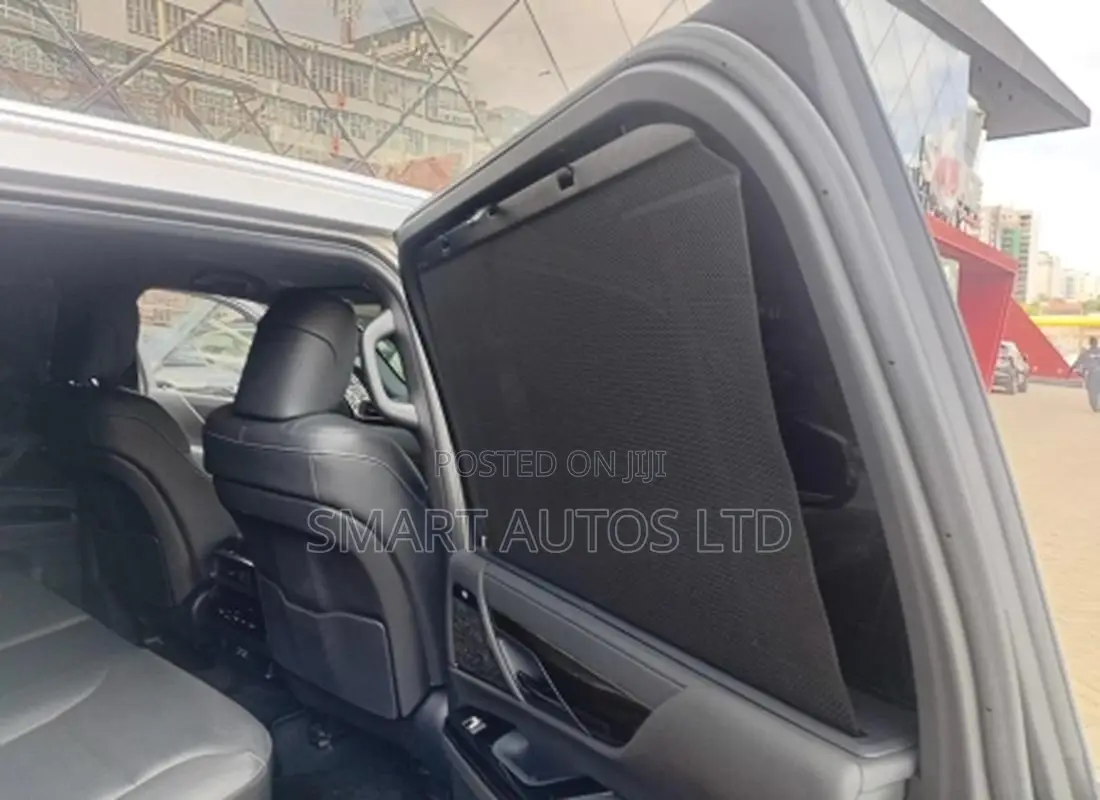 Lexus LX 2021 Silver
