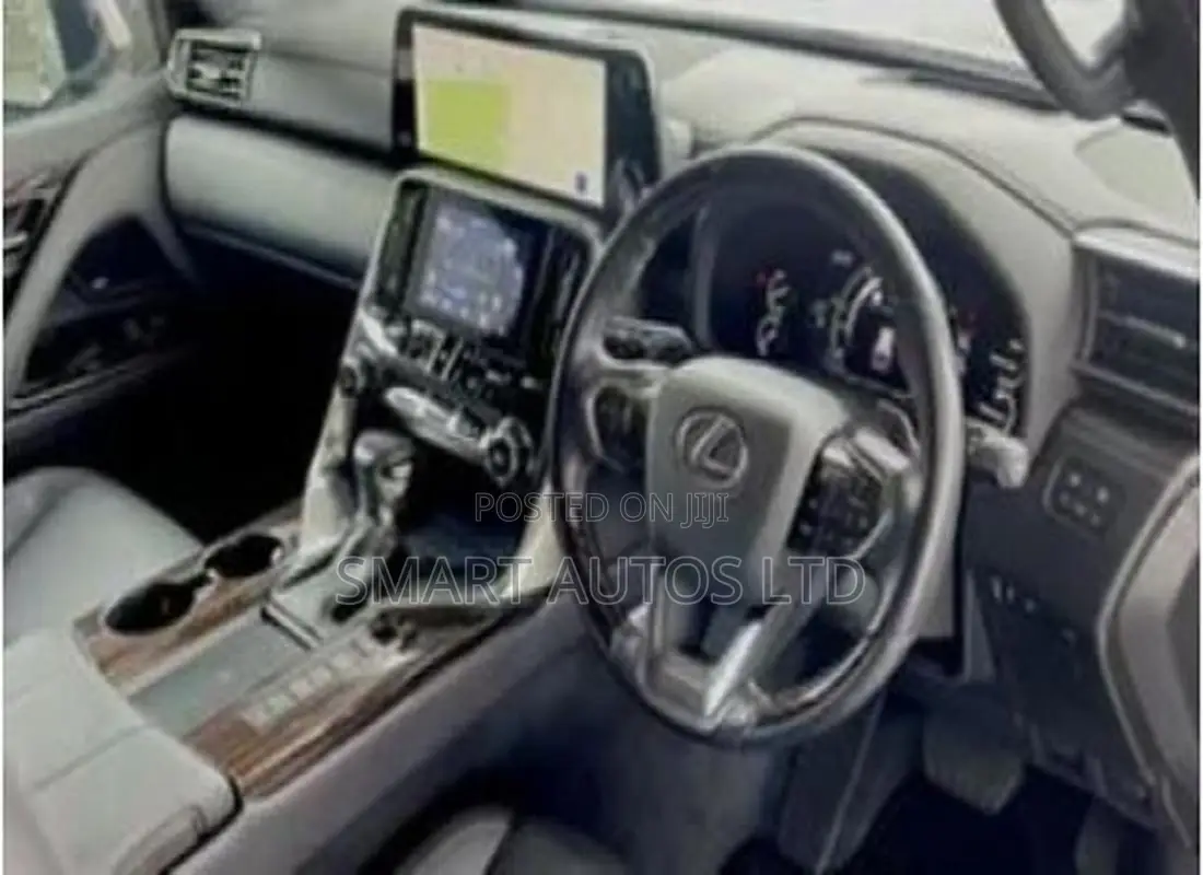 Lexus LX 2021 Silver