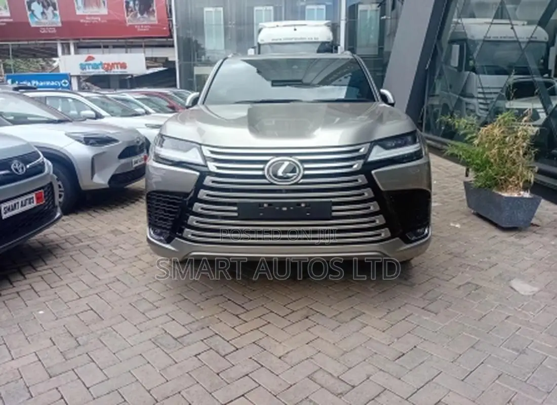 Lexus LX 2021 Silver
