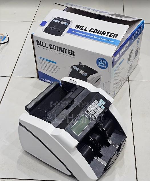 Cash Counter Machine With Counterfeit Detection