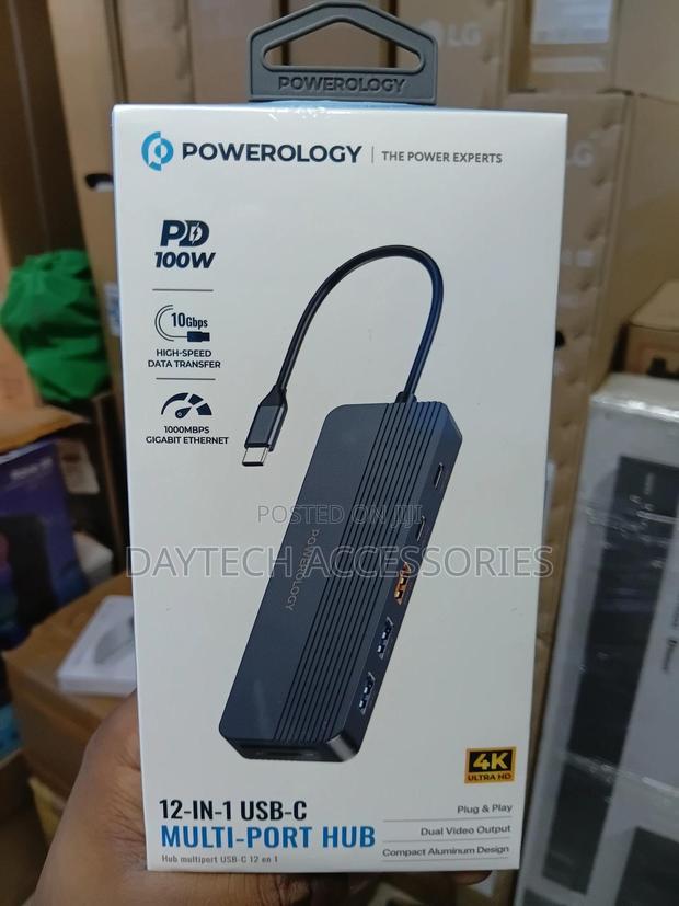 Powerology 12-in-1 Usb-C Multi-Port Hub.