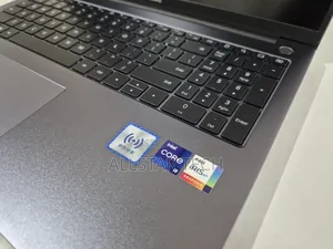 Laptop Huawei Matebook D 15 16GB Intel Core i9 SSD 1T