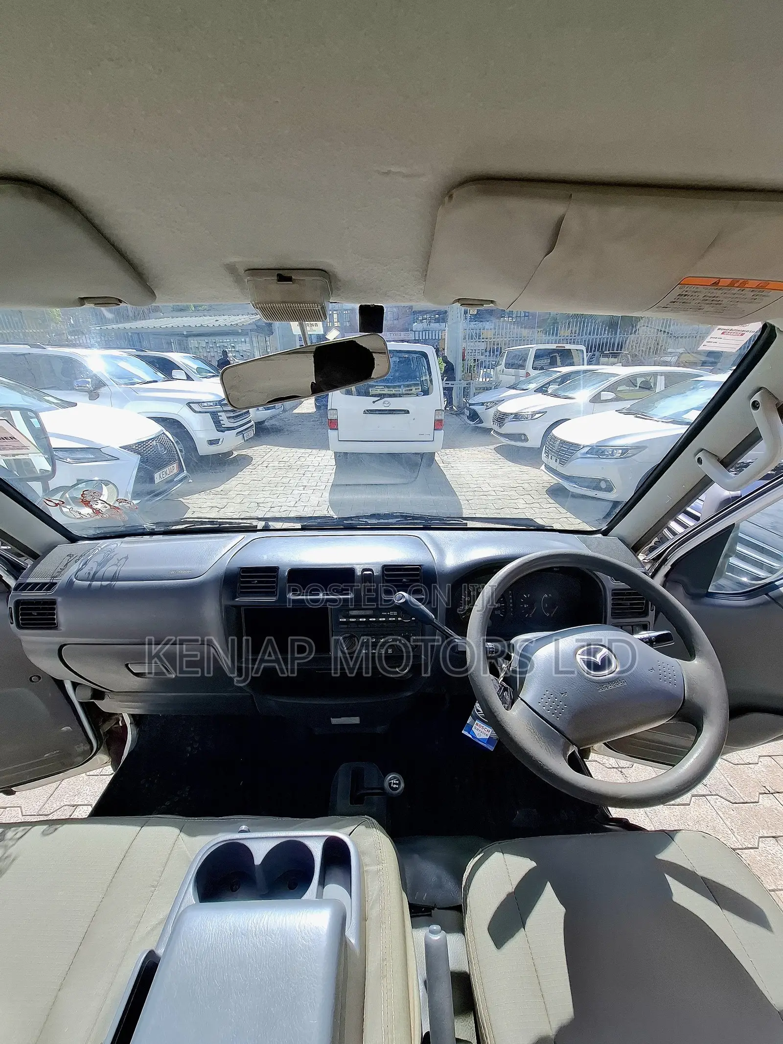 Mazda Bongo 2015 White