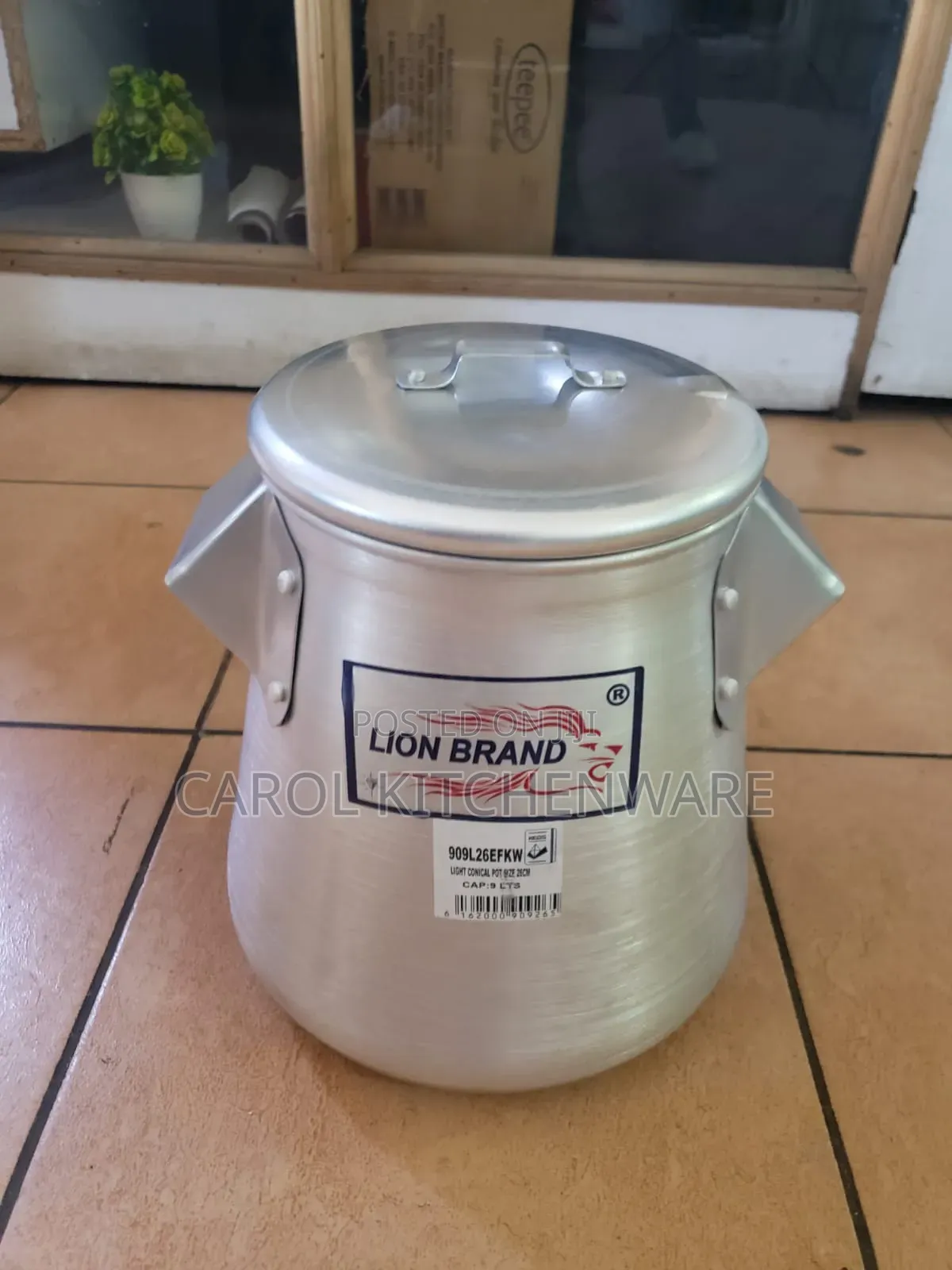 4.5 LTRS Aluminium Conical Pot With Lid/ Aluminium Pot