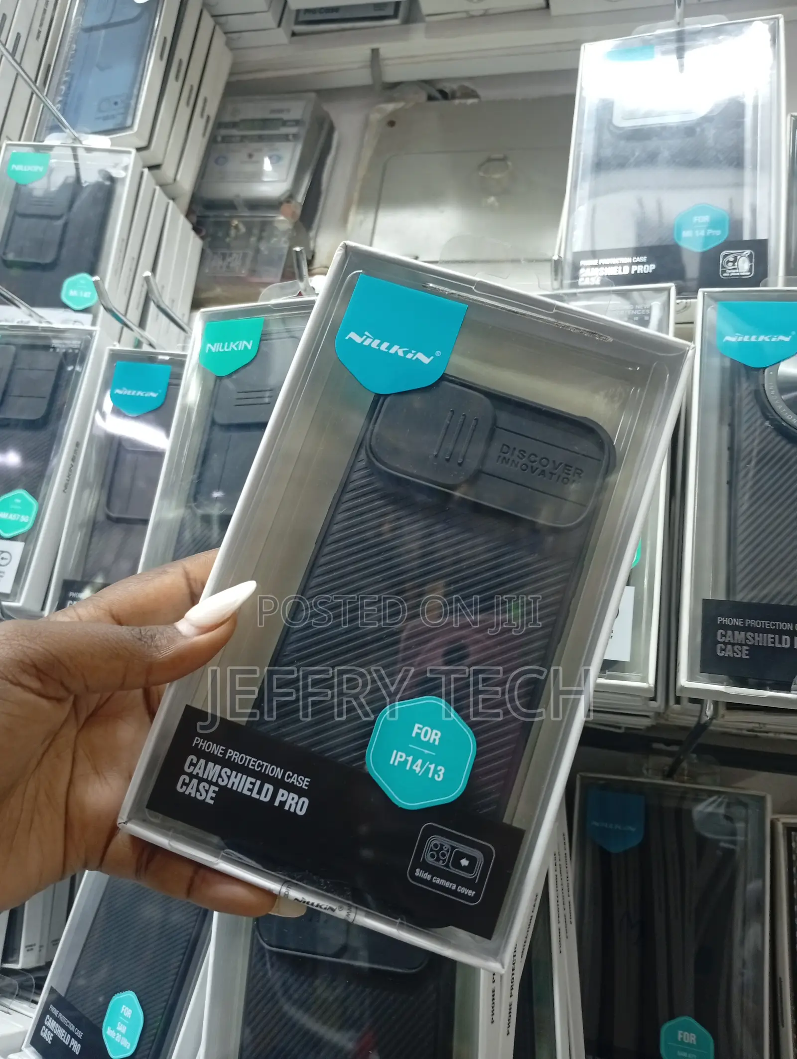 iPhone 13 or 14 Soft Tpu Frame and a Hard Pc Back Panel Case