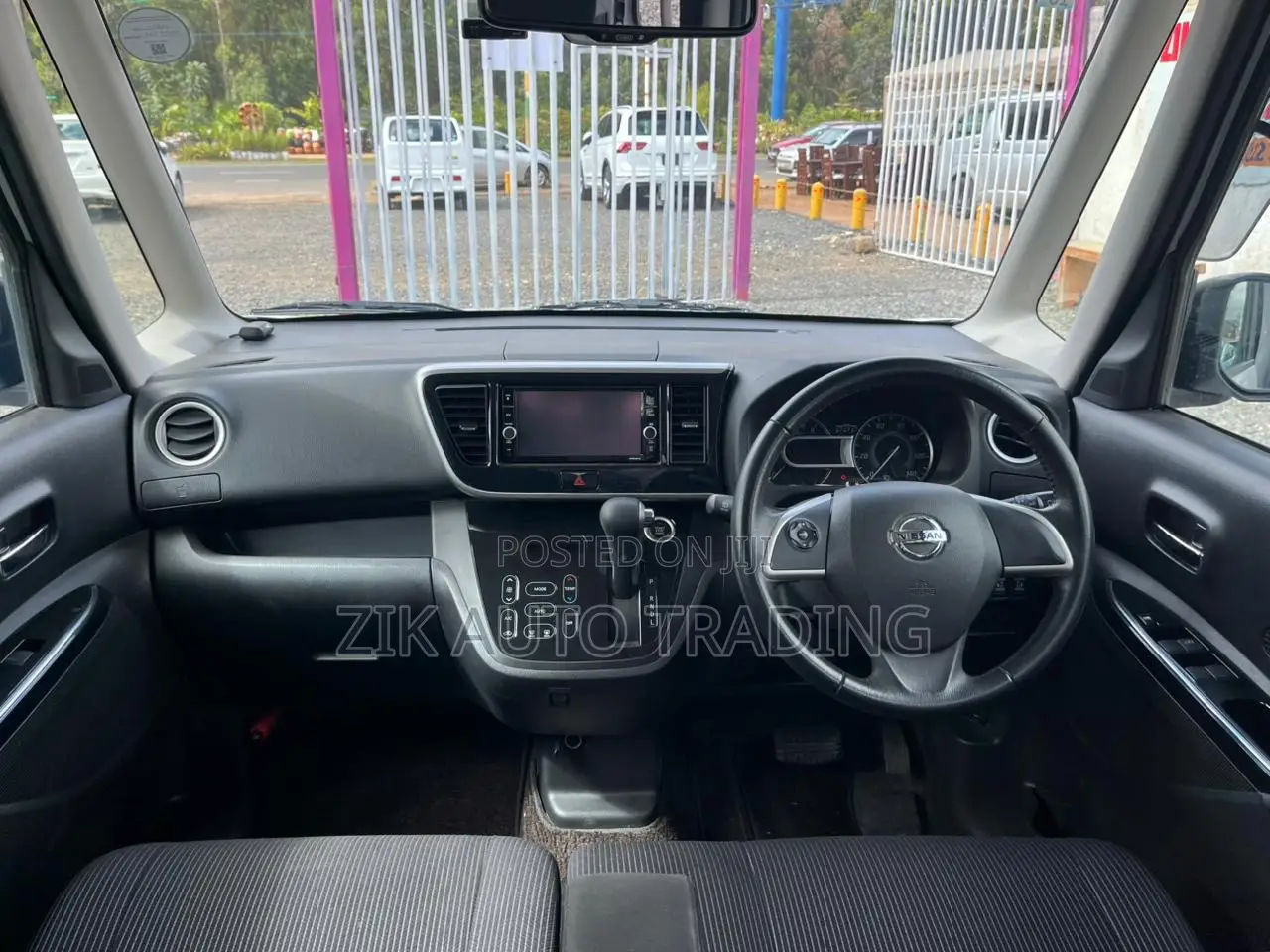 Nissan Dayz Roox 2019 White
