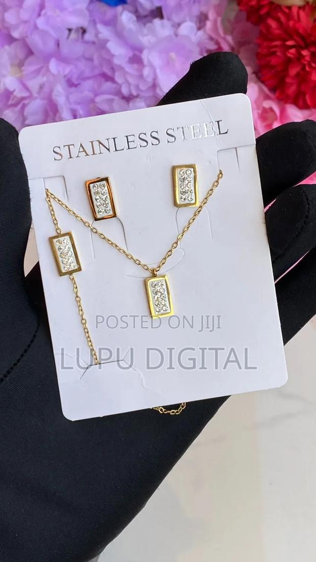 Stainless Steel 3pc Jewellery Sets - thumbnail 2