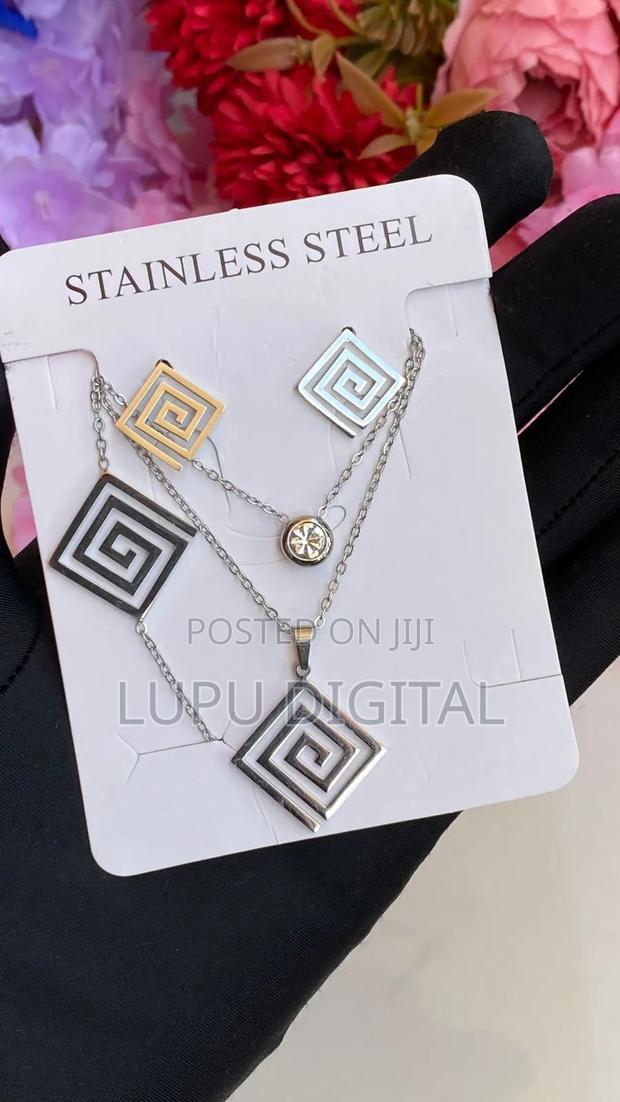 Stainless Steel 3pc Jewellery Sets - thumbnail 4